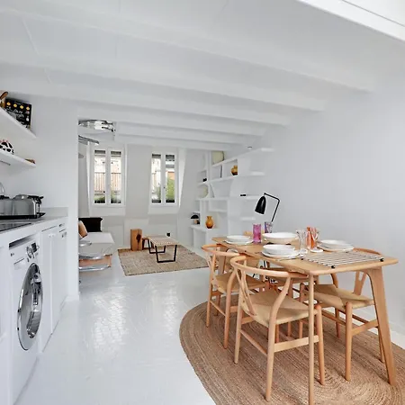 Cosy And Atypical Marais Balcony - 1 Bdr 2 P *